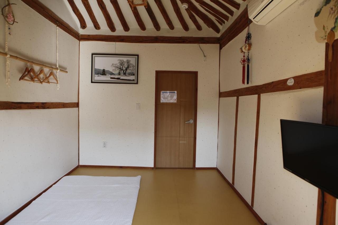 Gyeongju Guesthouse Huewon Екстер'єр фото